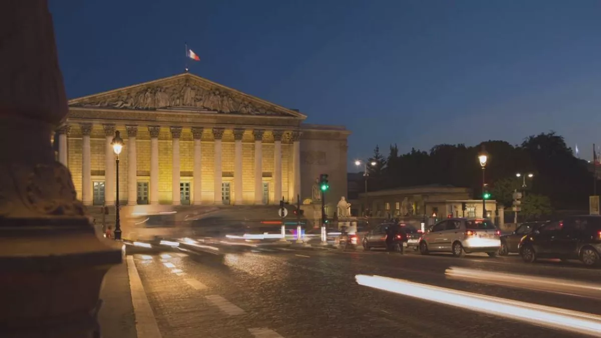©Nilaya Productions LES FLINGUEURS OU LA VIOLENCE EN POLITIQUE