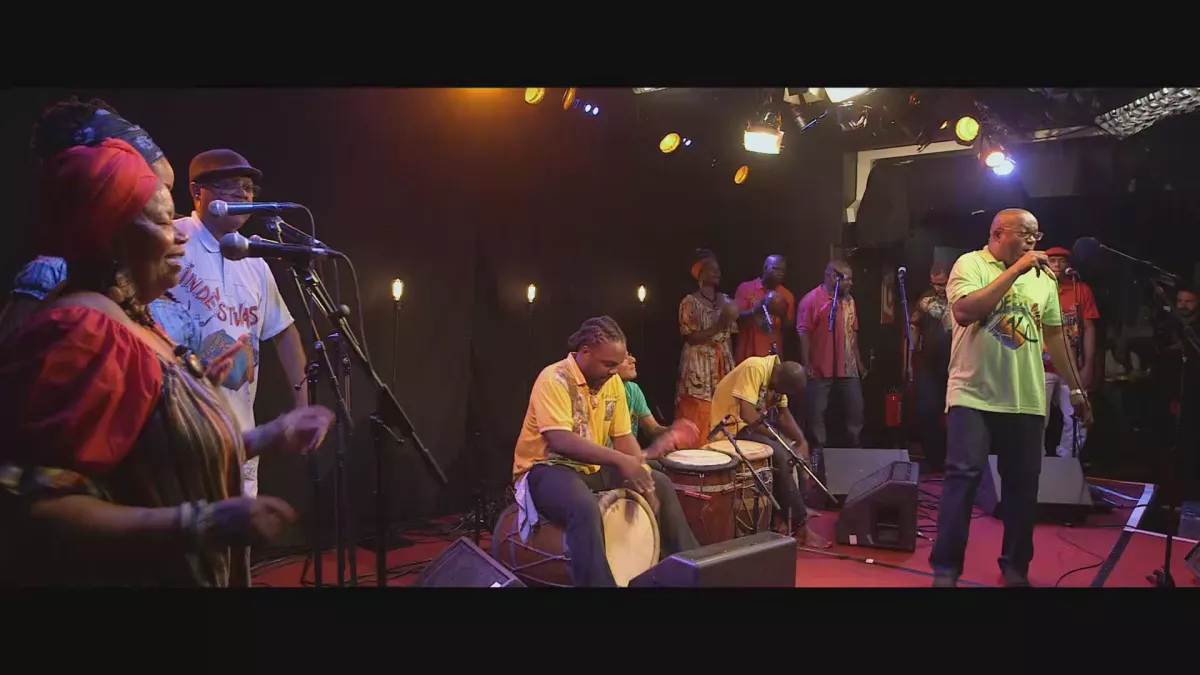 Indestwas Ka en concert au New Morning, lors du "Gwoka Jazz Festival 2015" INDESTWAS KA AU NEW MORNING
