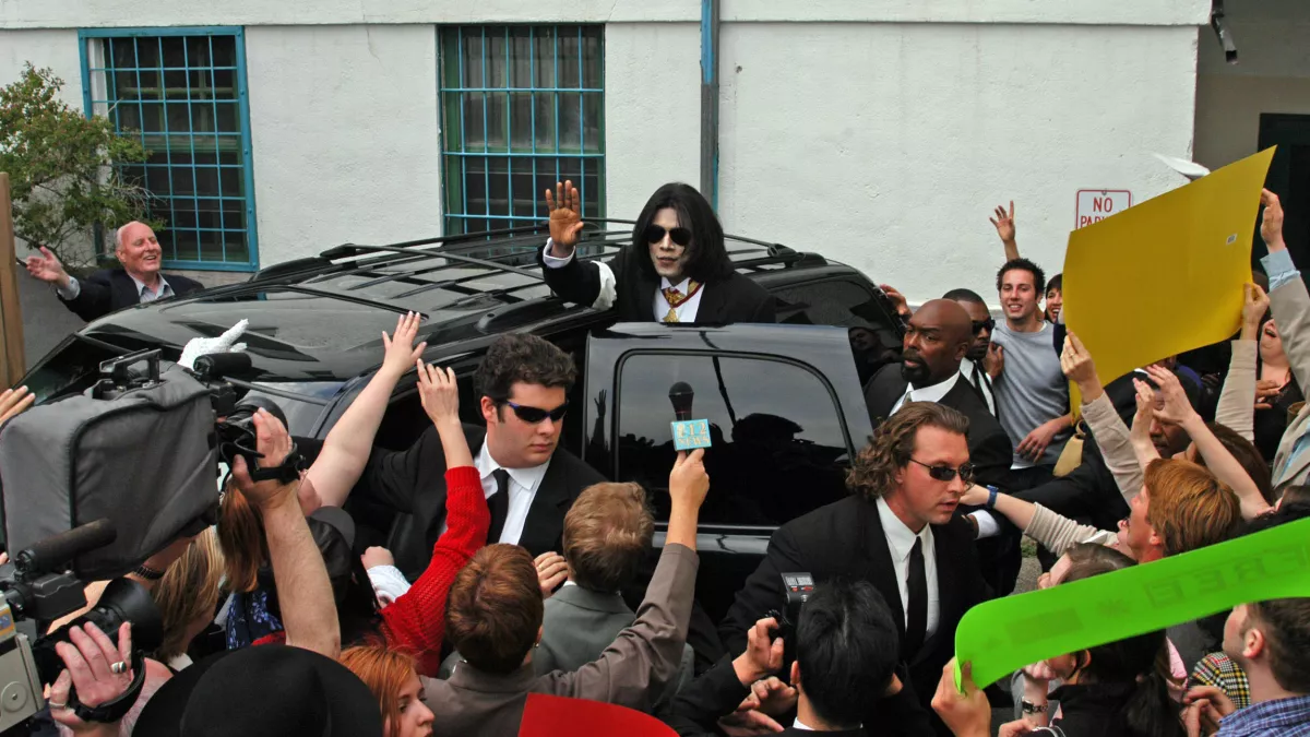 © 2004 Face The Music Productions Inc. MICHAEL JACKSON DU RÊVE A LA RÉALITÉ