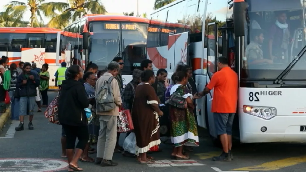 © P4 / FTV On the bus again