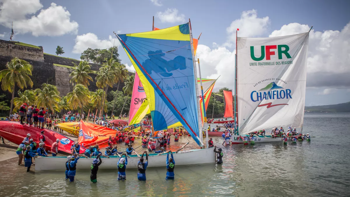 Tour de la Martinique des Yoles Rondes © Raphaël Bastide/Martinique la 1ère Tour de la Martinique des Yoles Rondes : Coupe de Martinique à Fort-de-France