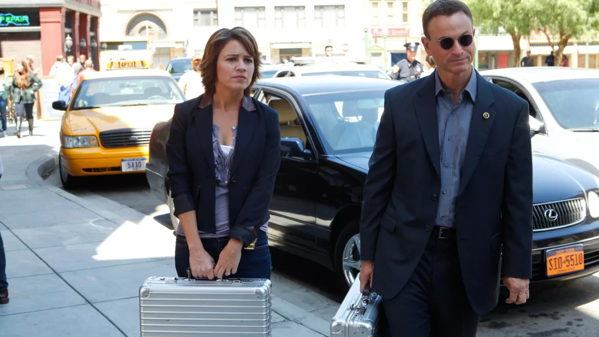 LES EXPERTS : MANHATTAN - SAISON 9
