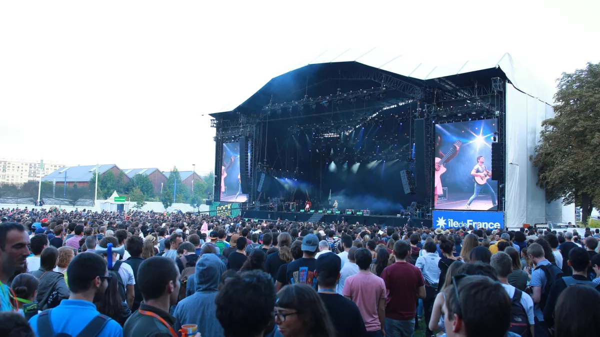 Gilles SCARELLA/ FTV ROCK EN SEINE