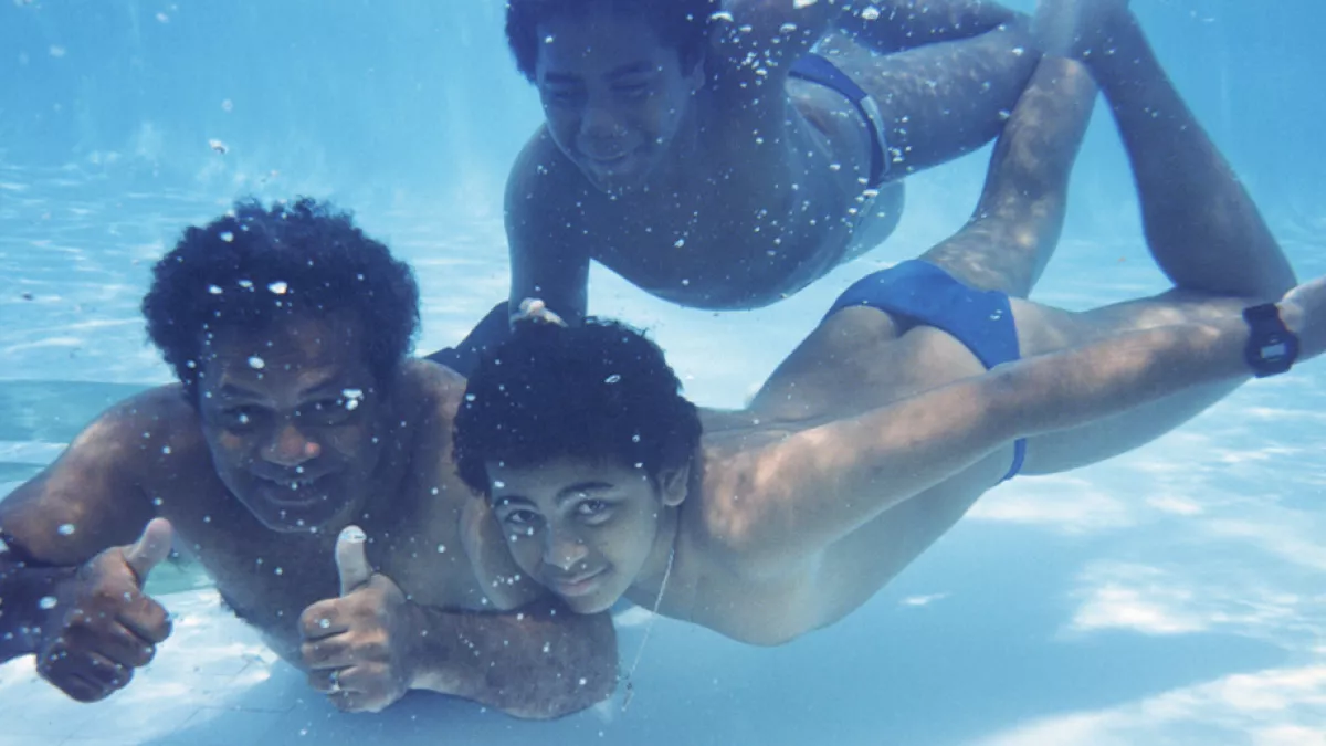Vacances familiales. Vanuatu, avril 1989 ©Famille Tjibaou Au nom du père et des esprits