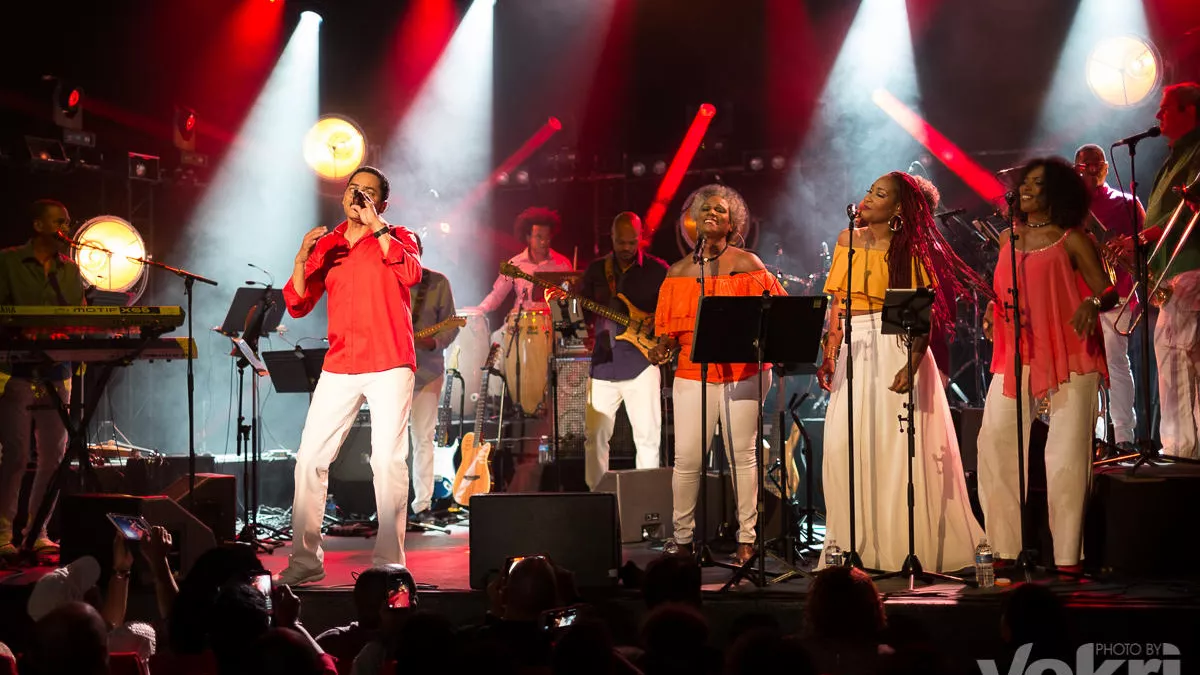 ©Movieda TONY CHASSEUR A LA CIGALE