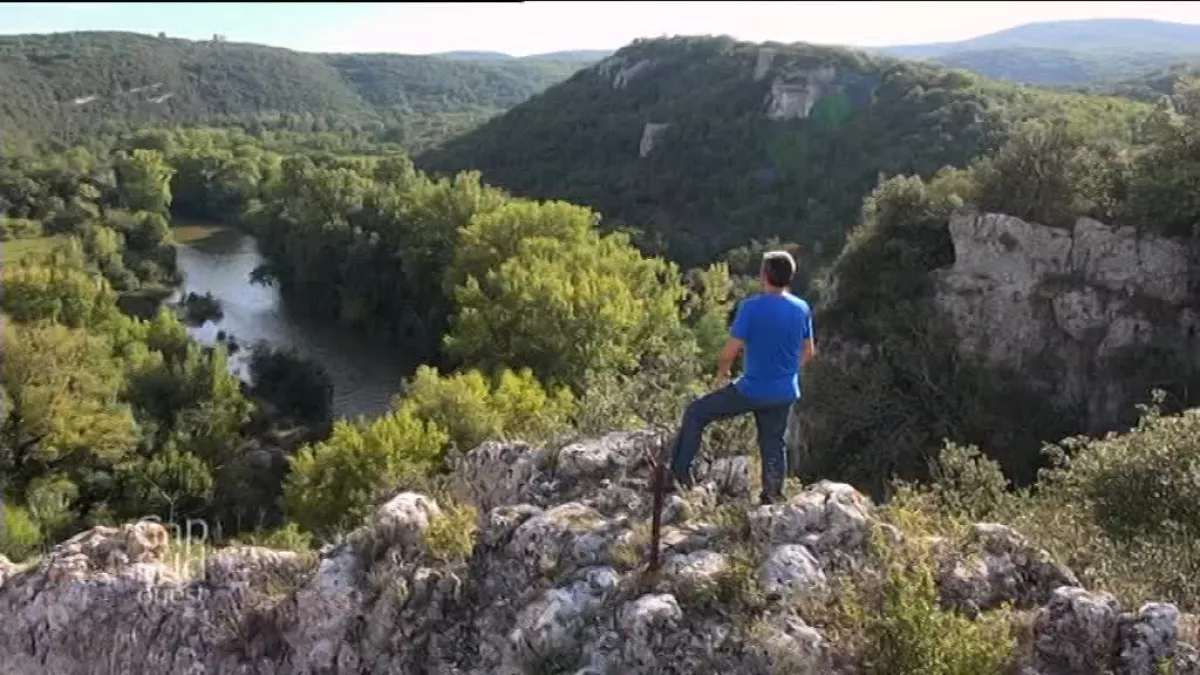 Eric Perrin -CSO - Le Gard - Les Gorges de la Cèze - Crédit France 3 Nouvelle-Aquitaine Eric Perrin -CSO - Le Gard - Les Gorges de la Cèze