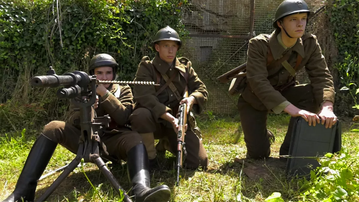 ©SIECLE PRODUCTIONS FTV ces gamins-là La bataille des cadets de Saumur"