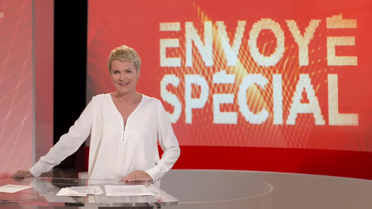 GUYON Nathalie / FTV Portrait d'Élise Lucet sur le plateau d'Envoyé spécial