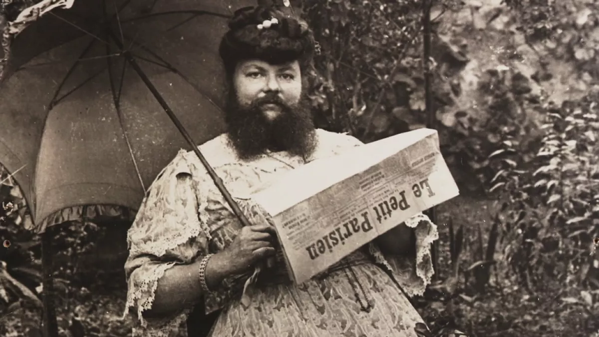 FEMME BARBE