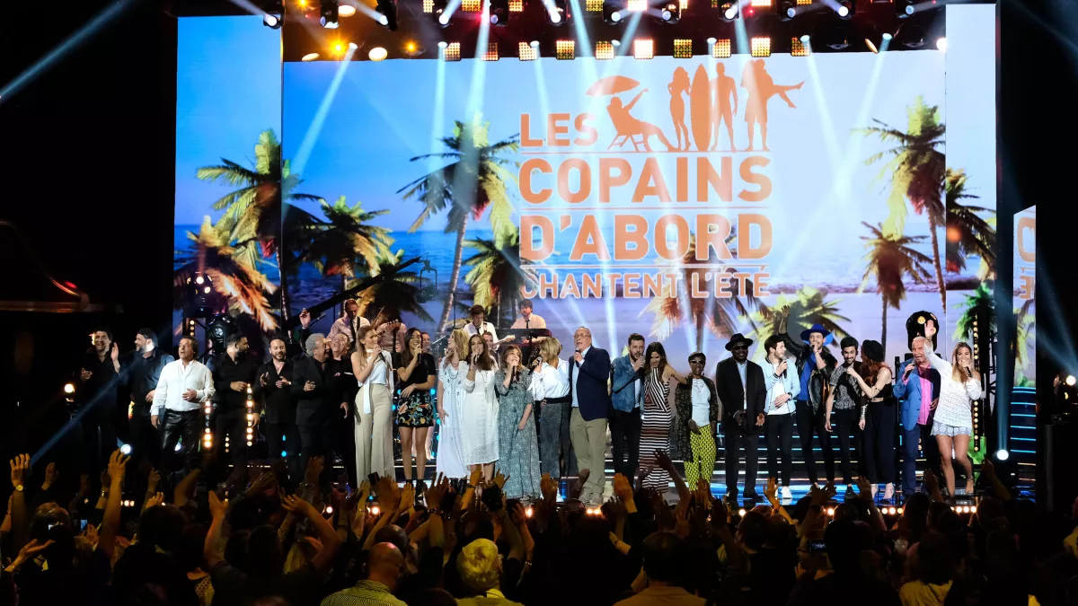 LES COPAINS D'ABORD CHANTENT L'ÉTÉ