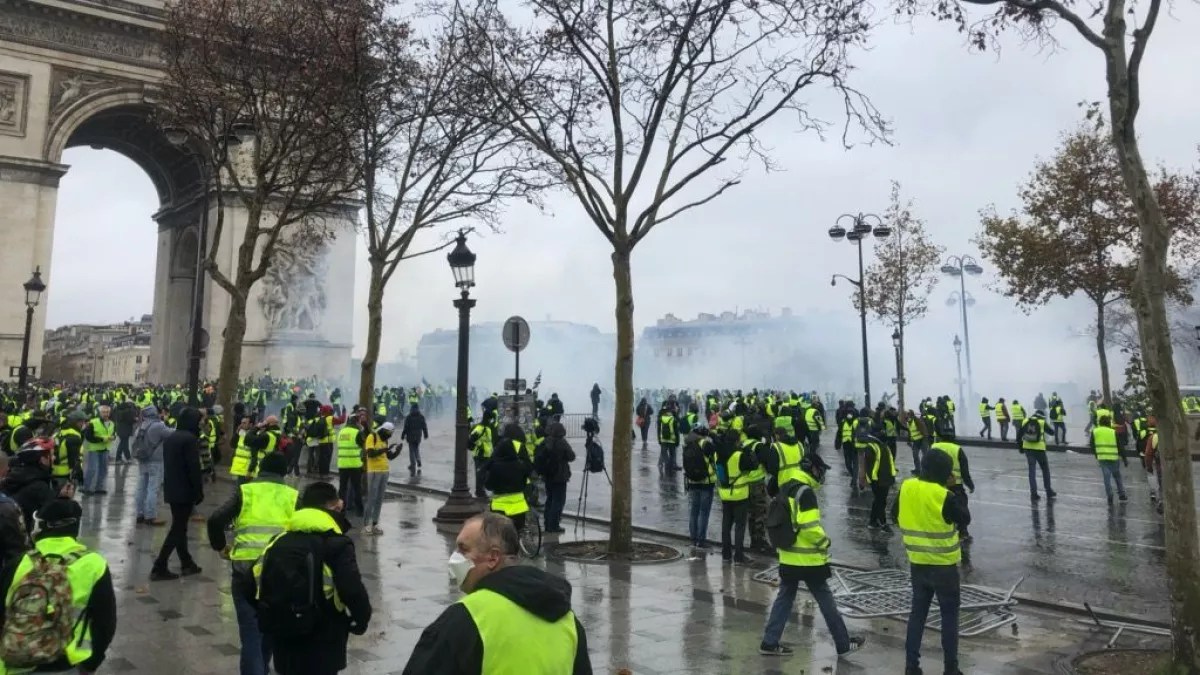 Gilets jaunes Arc de triomphe 