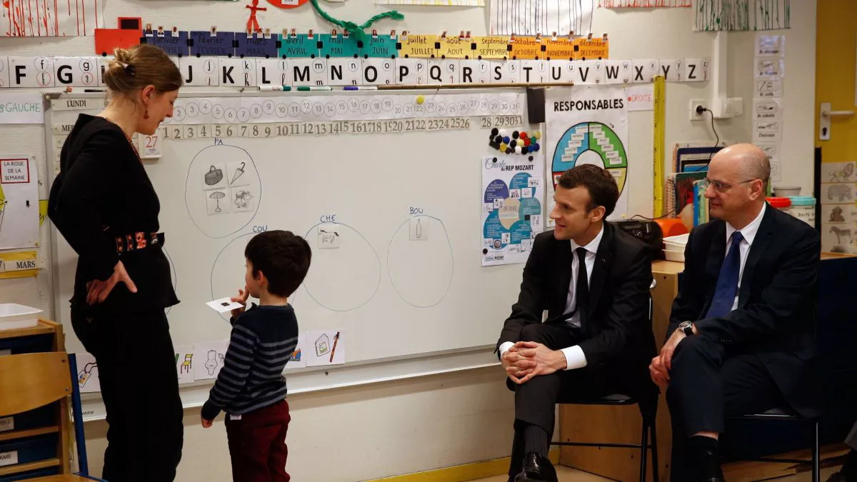 Réformer l'école, l'insoluble exercice ? Ecole : Emmanuel Macron, Jean-Michel Blanquer en classe