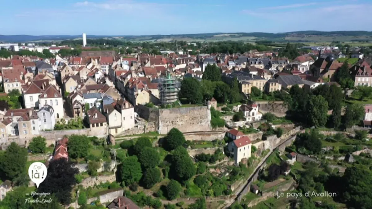 Avallon vu du ciel Avallon