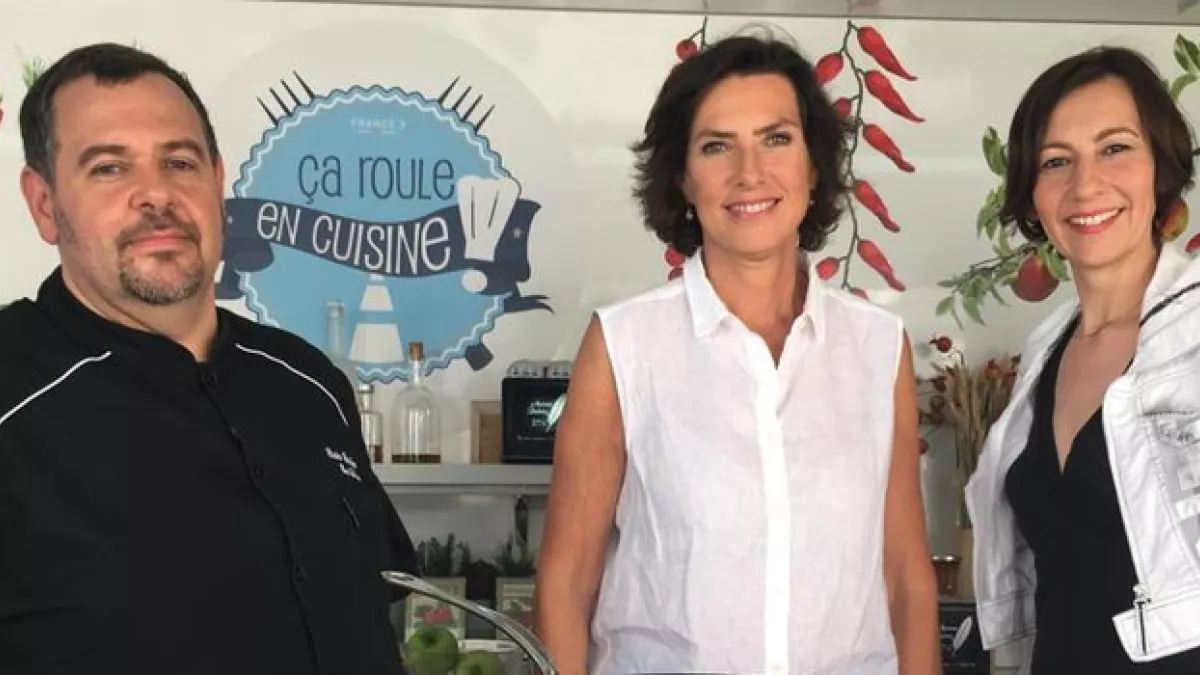 Sophie Menut en compagnie d'Anne Dutriez et Jean-Chrisgtophe Cordel Ca roule en cuisine