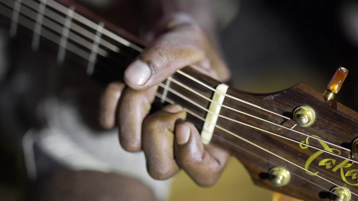KANEKA LE PAYS EN HARMONIE KANEKA LE PAYS EN HARMONIE