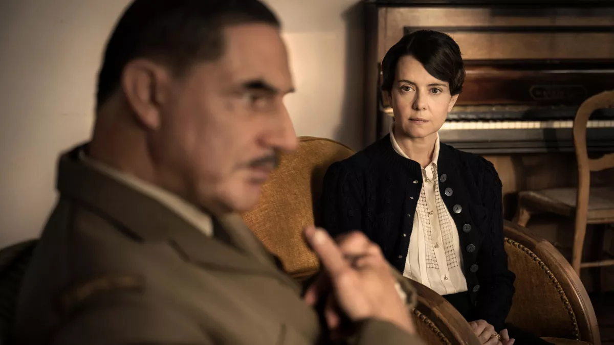 © Rémy Grandroques DE GAULLE, L'ÉCLAT ET LE SECRET