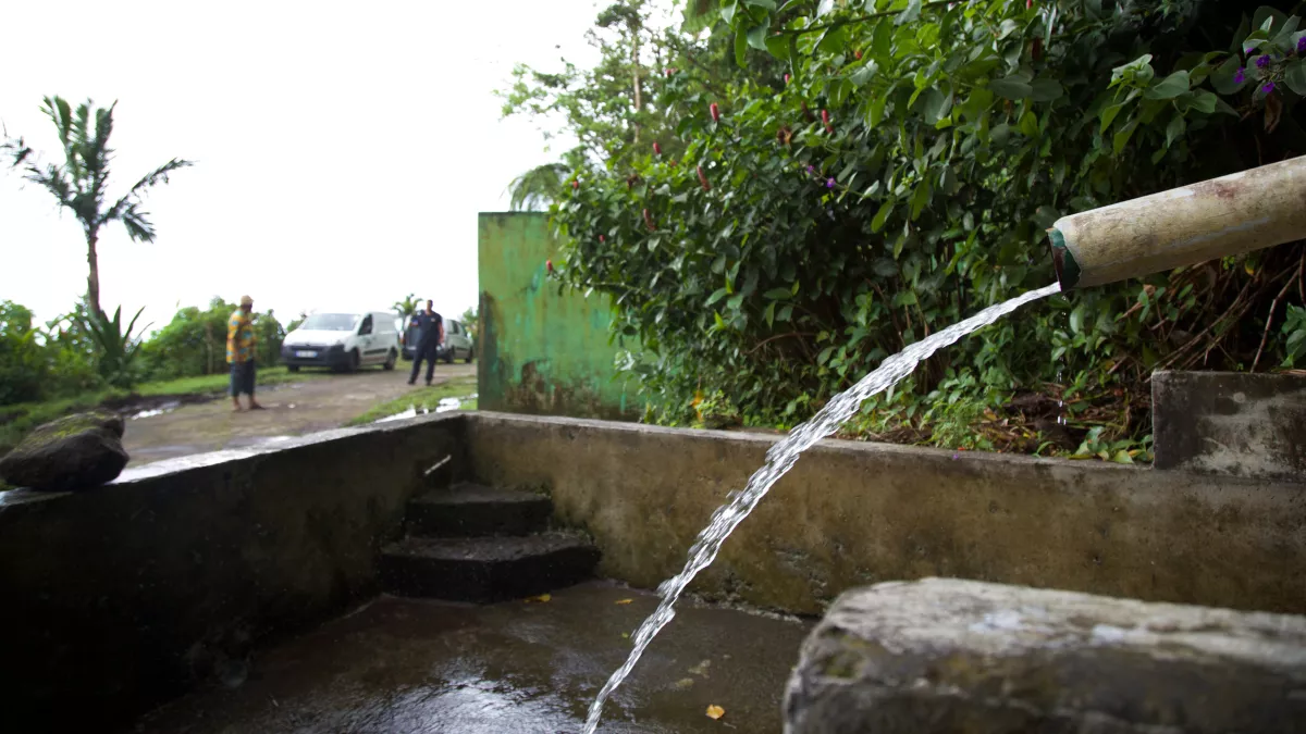 © Cedrick Isham CALVADOS / AFP Source d'eau en Guadeloupe