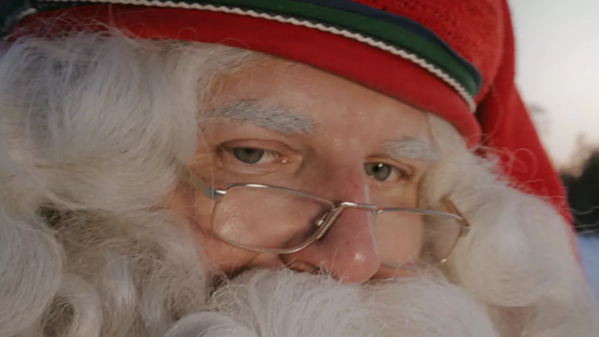 Qui veut brûler le Père Noël ? Qui veut brûler le Père Noël ?
