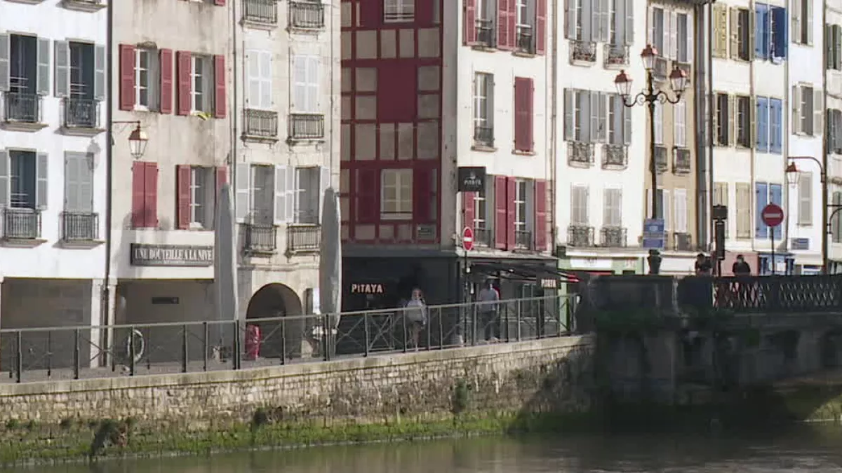 Bayonne