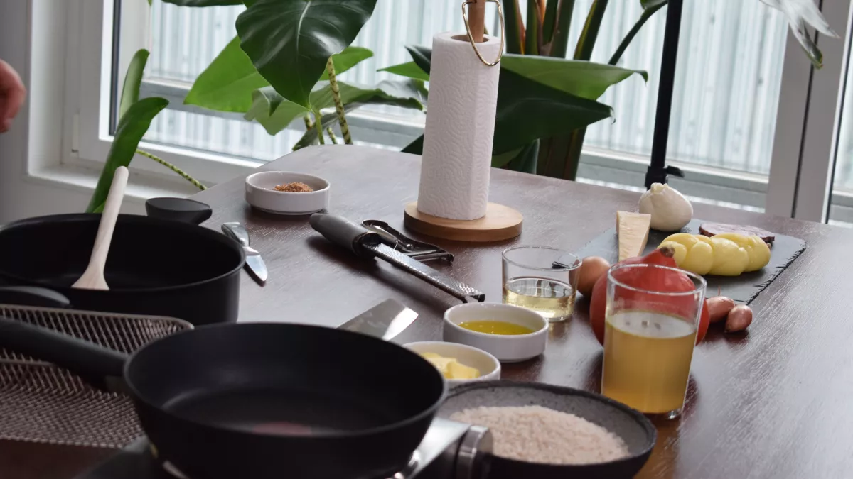 Tournage Le goût des rencontres Pays de la Loire Table avec des aliments