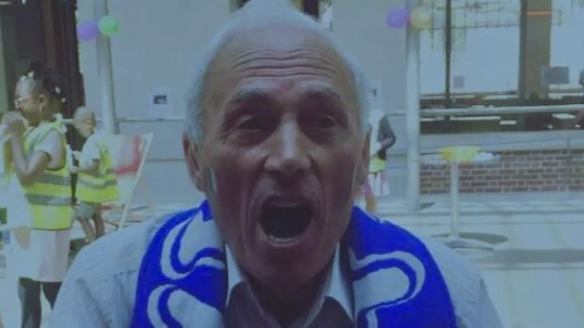 Documentaire PAPY FOOT de France 3 Paris Ile-de-France Documentaire PAPY FOOT de France 3 Paris Ile-de-France