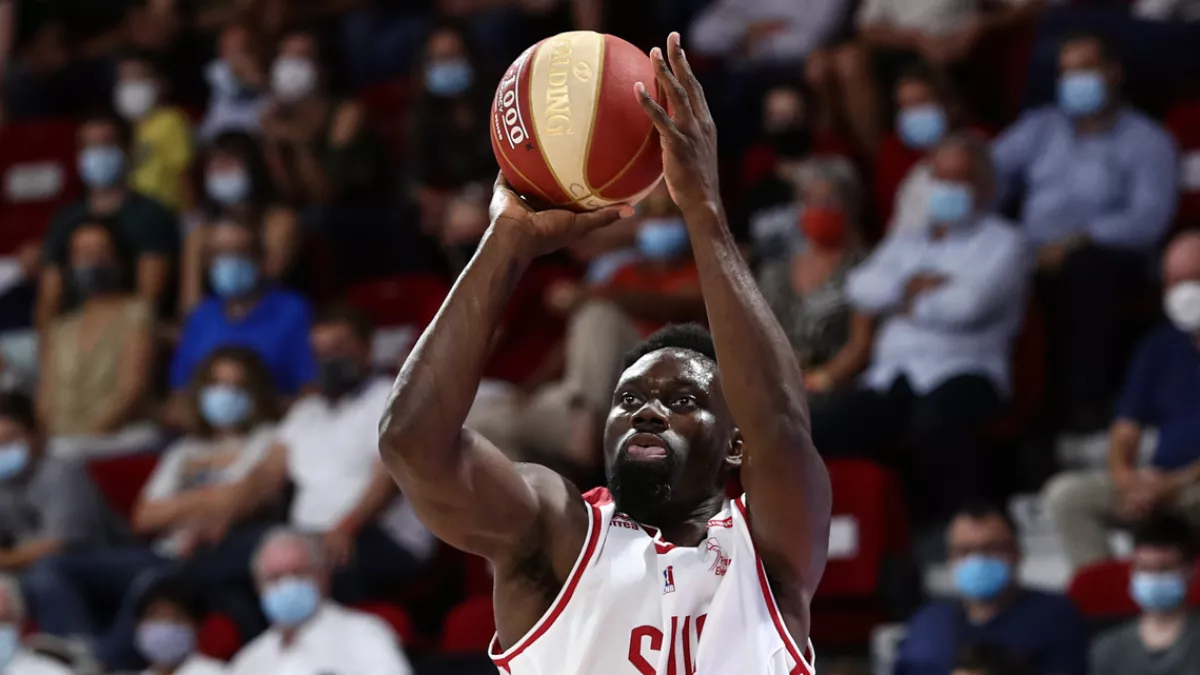 Tir au panier Tir au panier - SLUC Nancy Basket