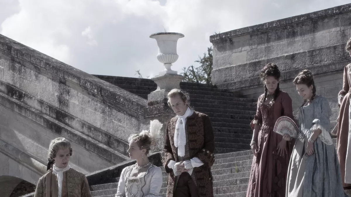 © Jo Voets Thomas SOLIVERES (Voltaire), Loriane Karolina KLÜPSCH (LA REINE)