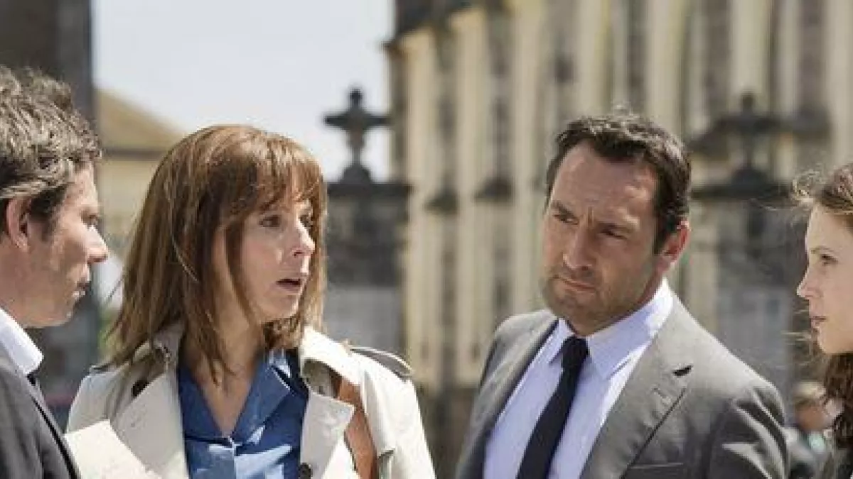 " Belles Familles" de Jean-Paul Rapenneau " Belles Familles" de Jean-Paul Rapenneau