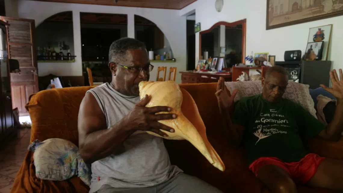 Les souffleurs de mémoire : le groupe Watabwi