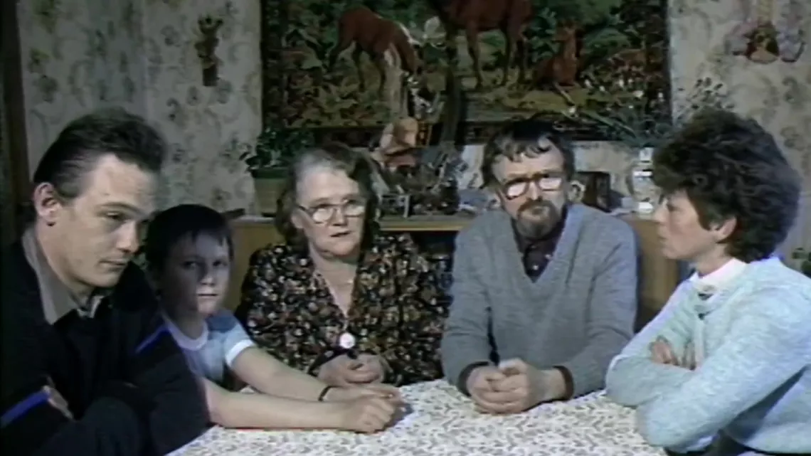 Les parents de Grégory et leur entourage