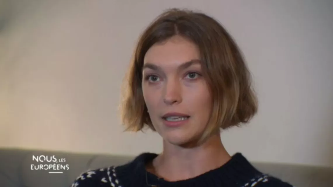 Arizona Muse, mannequin vedette américain engagé dans la mode éco responsable