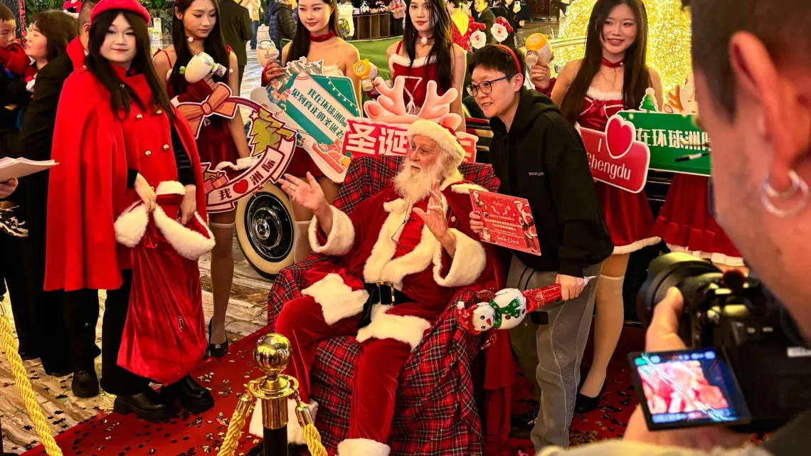 Enquêtes de région, le mag - Le Père Noël vosgien en Chine © Inès Pons-Teixeira - FTV