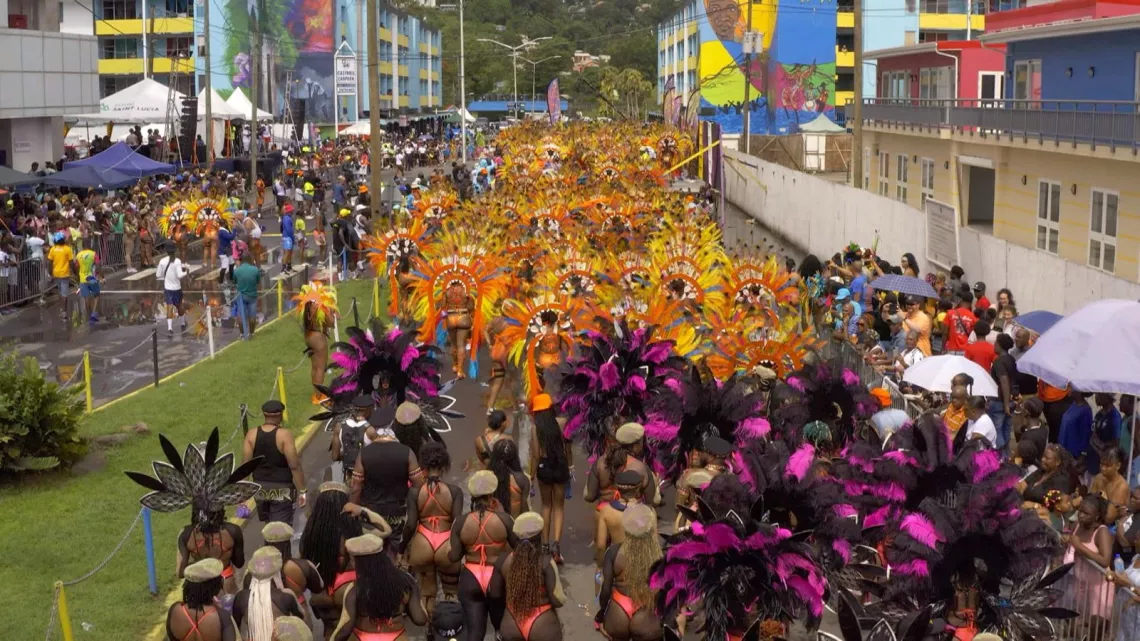 Caraïbes, le mensuel : le carnaval de Sainte-Lucie