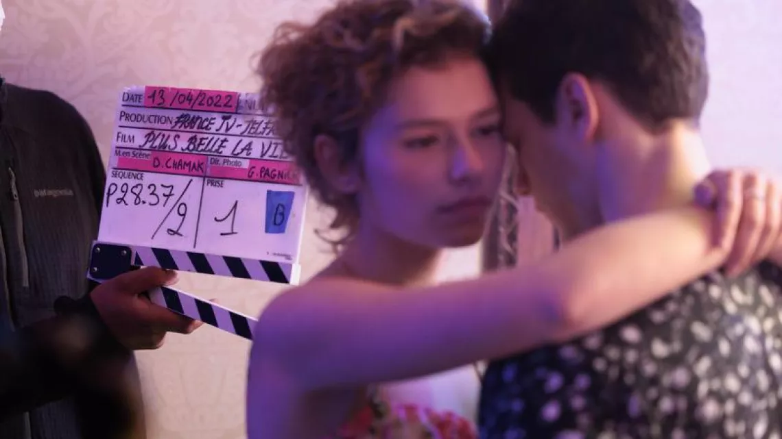 Alixe Guidoni (Sunalee Castel) et Zacharie Bordier (Dimitri Dansac)