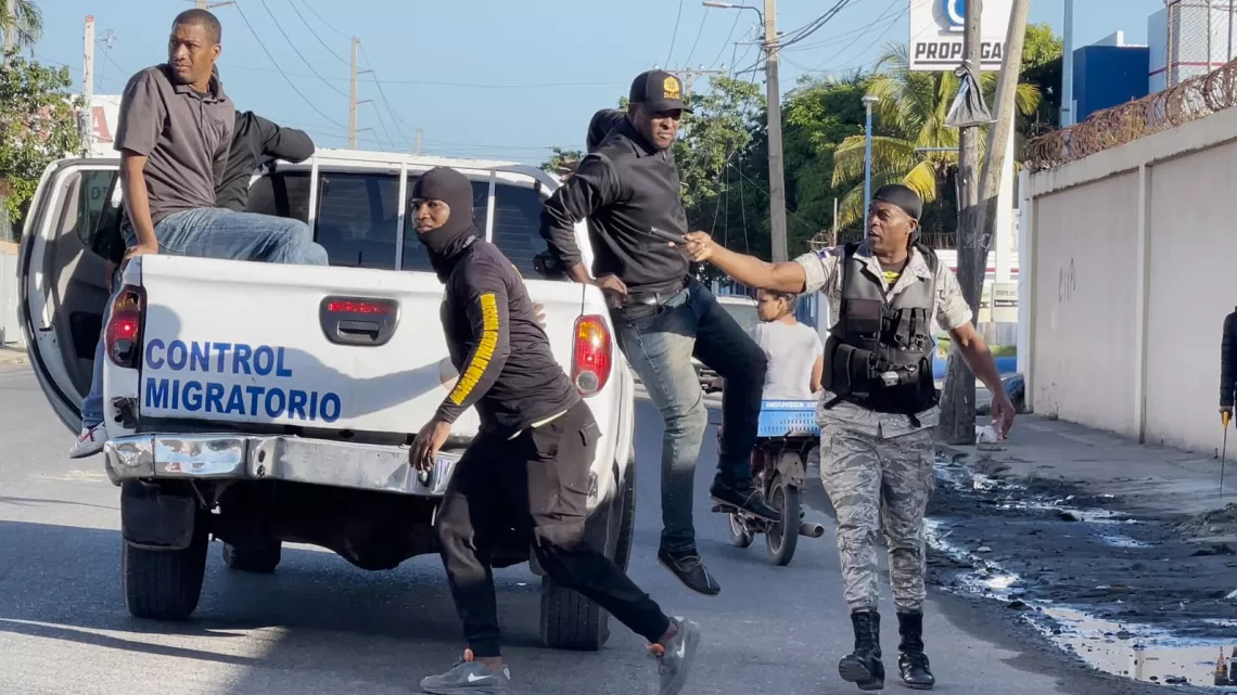 Caraïbes, le mensuel : Migrants haïtiens en République Dominicaine