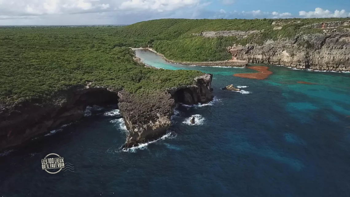 LA GUADELOUPE, DE LA SOUFRIERE A MARIE-GALANTE © Morgane production