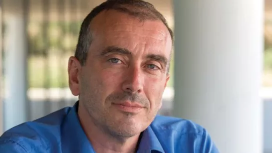 22h01 - Marc Degli