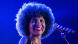 Ayo sur scène au Festival Jazz à Vienne 2015 Chanteuse AYO