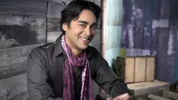Elyas Akhoun - présentateur. @Nathalie Guyon