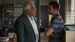 Gérard Darmon et Maini Nathanaël dans la série Duel au soleil, saison 2