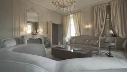 HOTEL DE CRILLON, LA RENAISSANCE D'UN PALACE MYTHIQUE