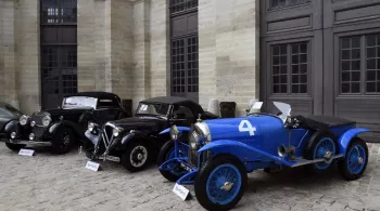 En bleu une Lorraine Dietrich