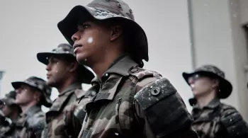 Du paradis à la guerre