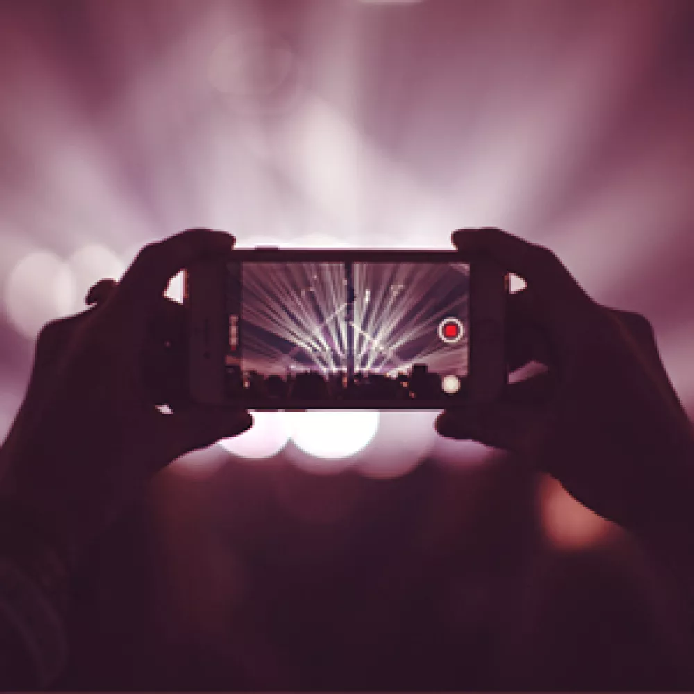 smartphone © Veeterzy smartphone © Veeterzy